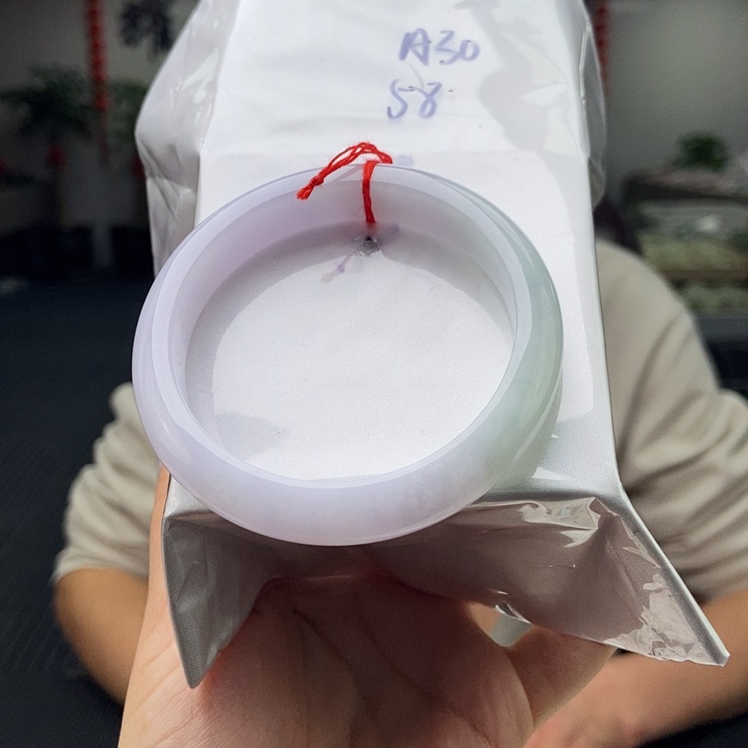 翡翠手镯未镶嵌拍一发一