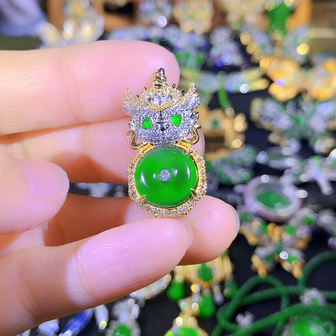 吊坠(不含链)银S925镶嵌翡翠