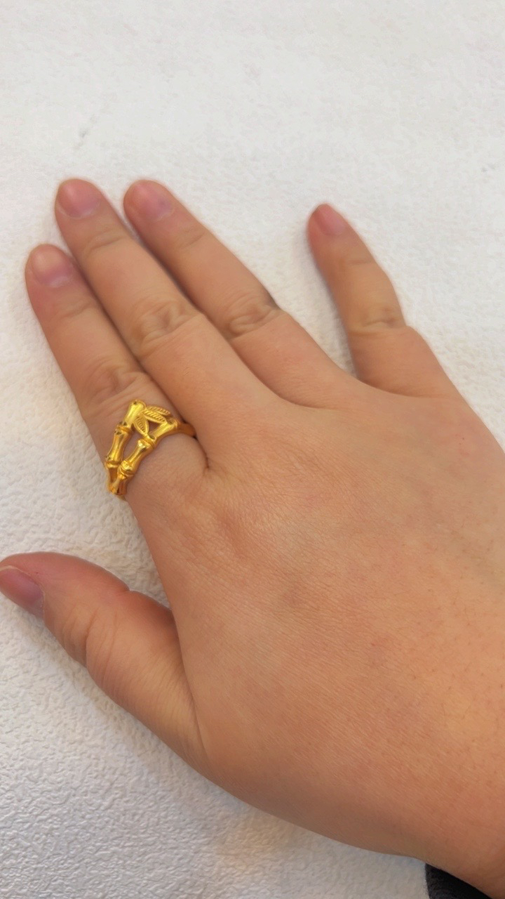 铜合金亚克力戒指 大花款精美女戒活口节节高姐妹5