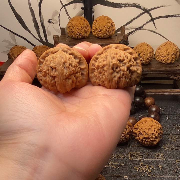 目***路把件文玩核桃白狮子