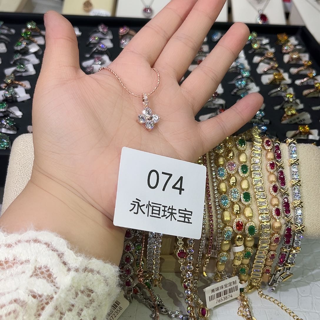 莫桑石非金属074孤品