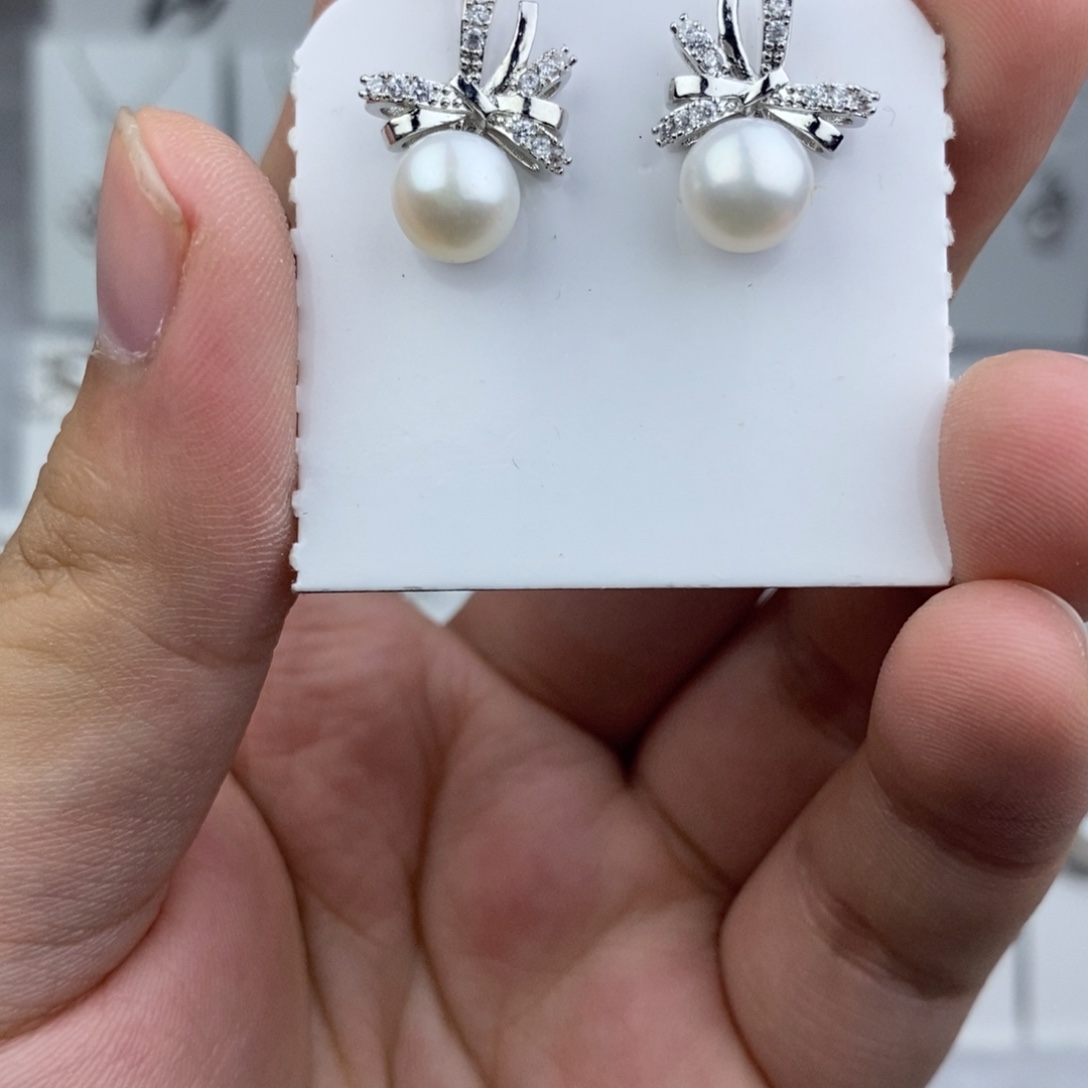 耳饰未镶嵌淡水珍珠