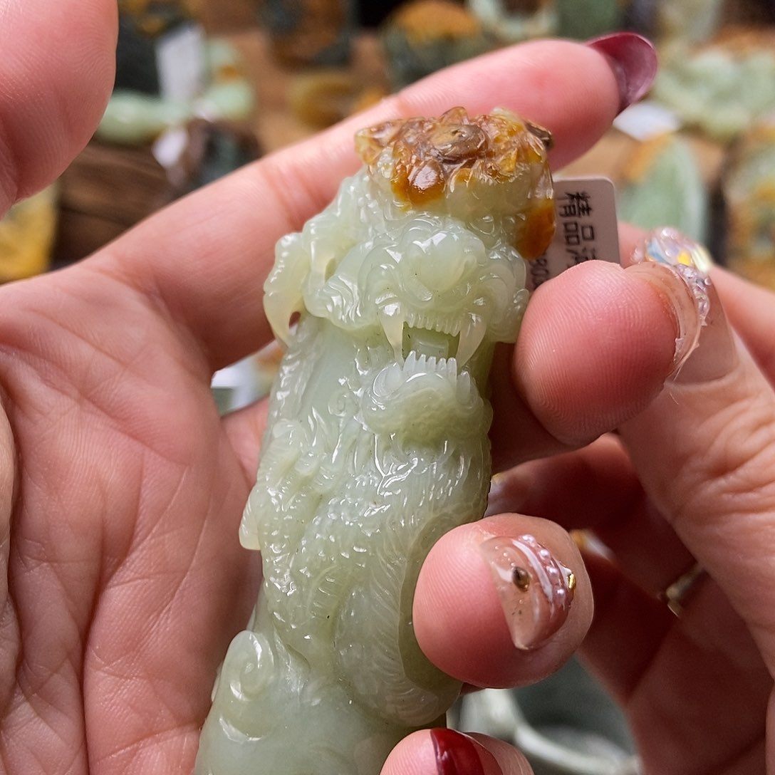 岫岩河磨玉（透闪石质玉）手把未镶嵌5**代