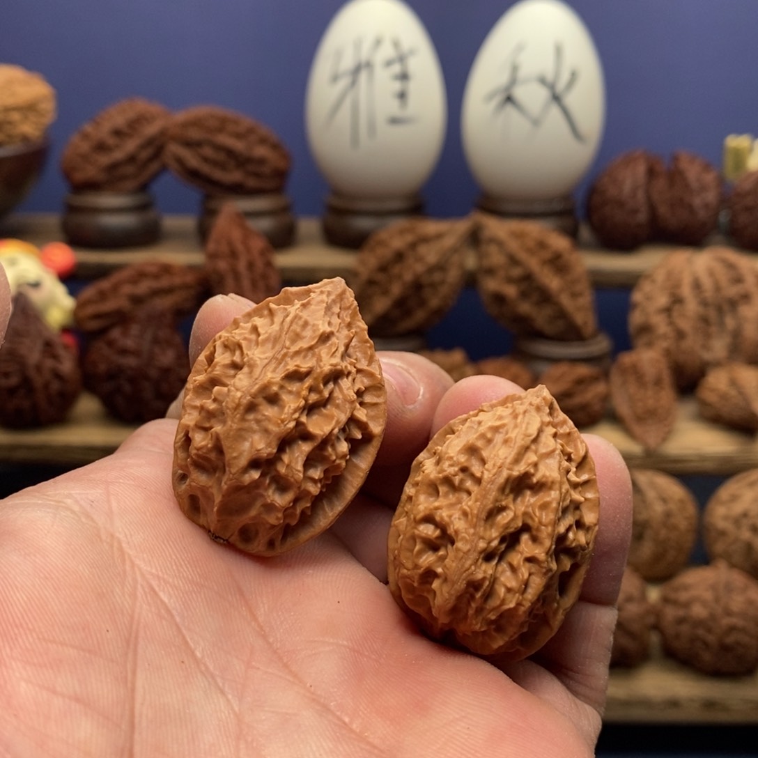 文玩核桃吊坠56雅秋