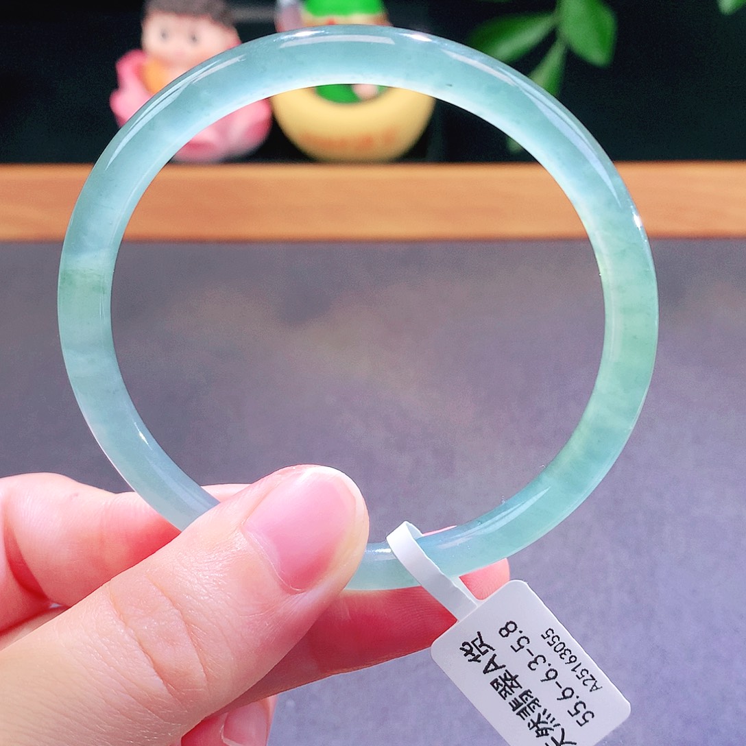 翡翠未镶嵌手镯天然翡翠