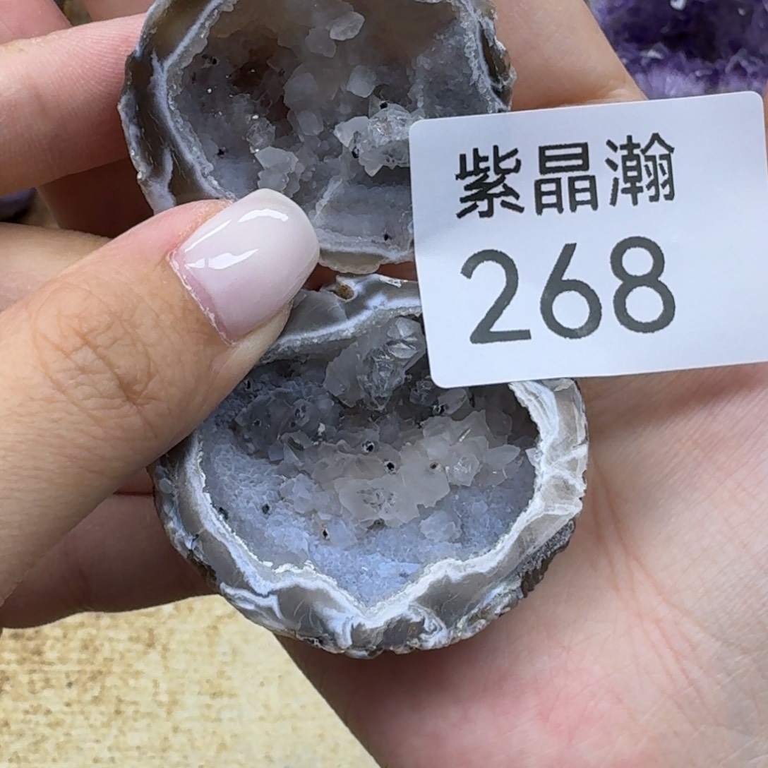 未镶嵌水晶大型摆件（非配饰）