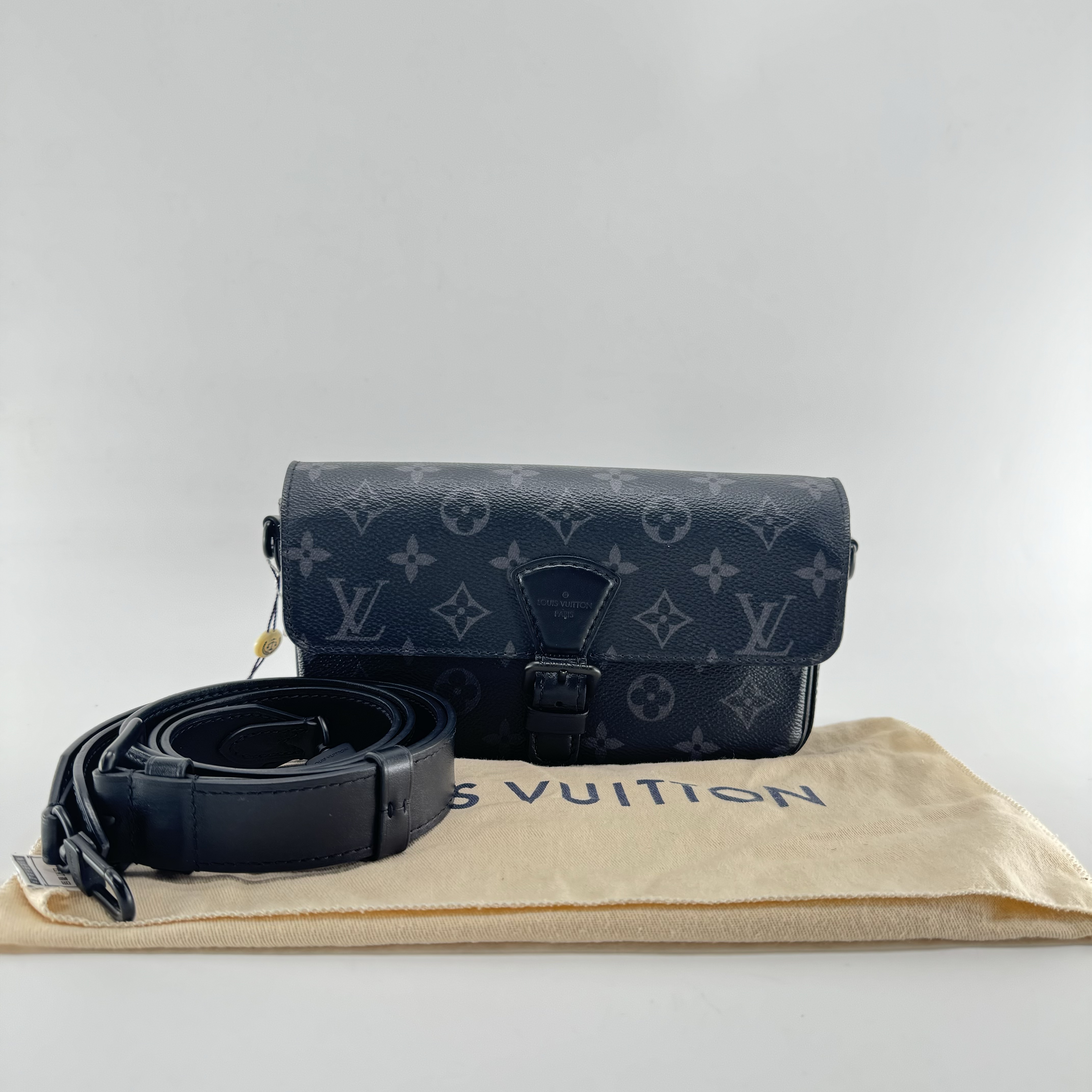 99新 LouisVuitton/路易威登 LV黑老花迷你斜挎包/ZH10264男士