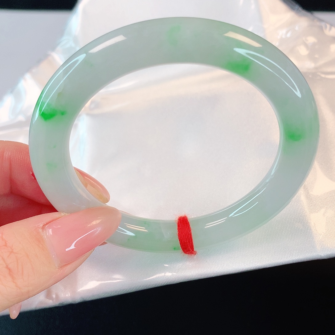 翡翠手镯未镶嵌1110翡翠