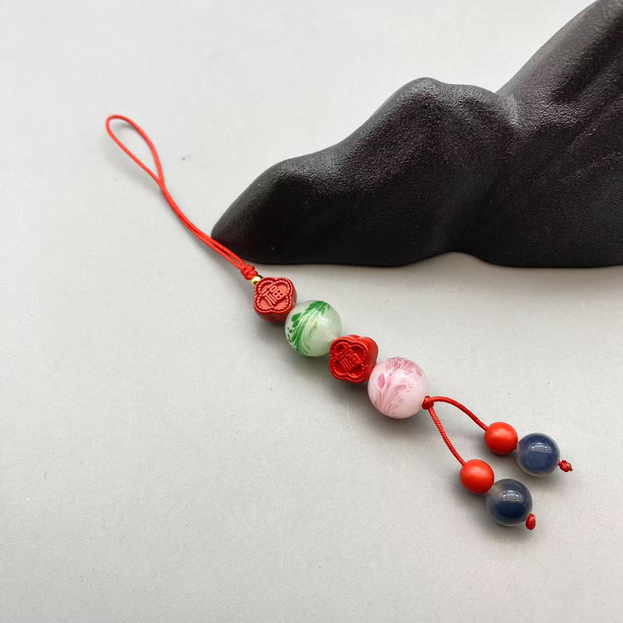 含辰砂工艺品HC242-红色雕刻福字设计款挂件