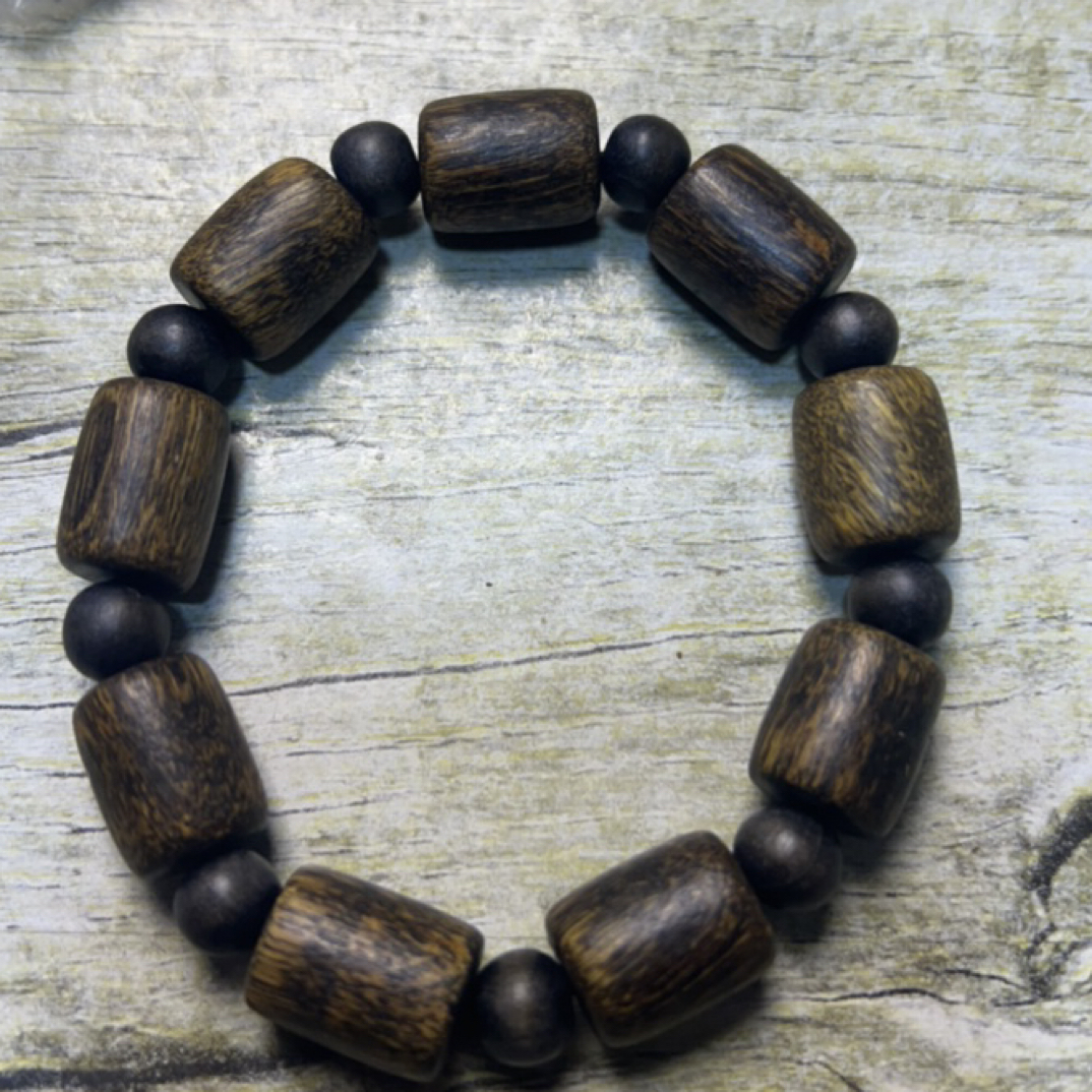 8 福来精选文玩沉香木作手串12mm