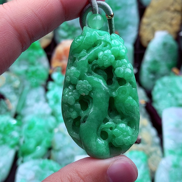 翡翠吊坠(不含链)未镶嵌