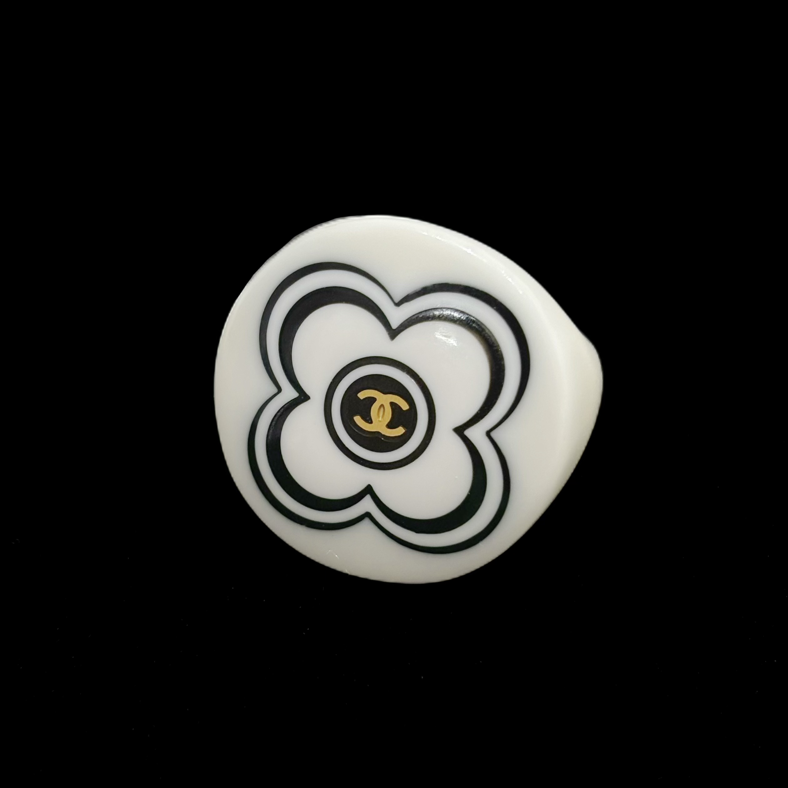 95新 Chanel/香奈儿 Chanel02p黑白亚克力戒指17646906