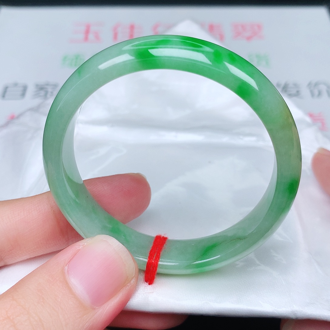 未镶嵌手镯翡翠天然翡翠手镯