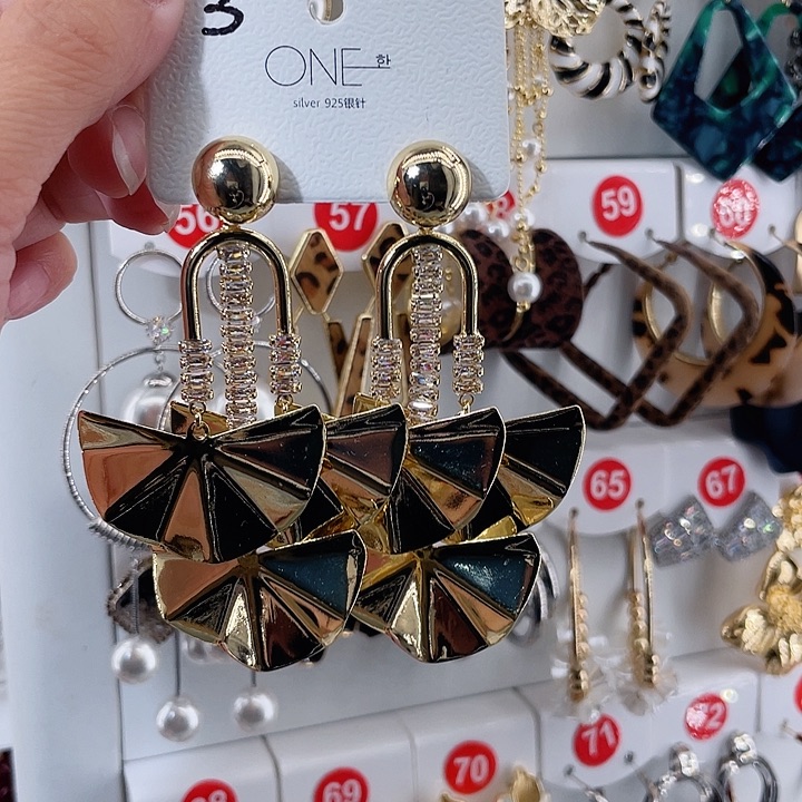 无非金属铁合金合金饰品