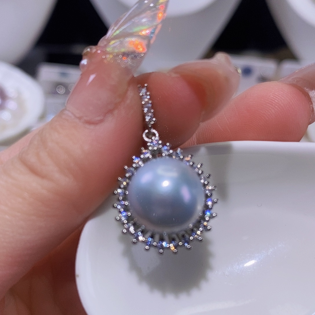 淡水珍珠颈饰合金