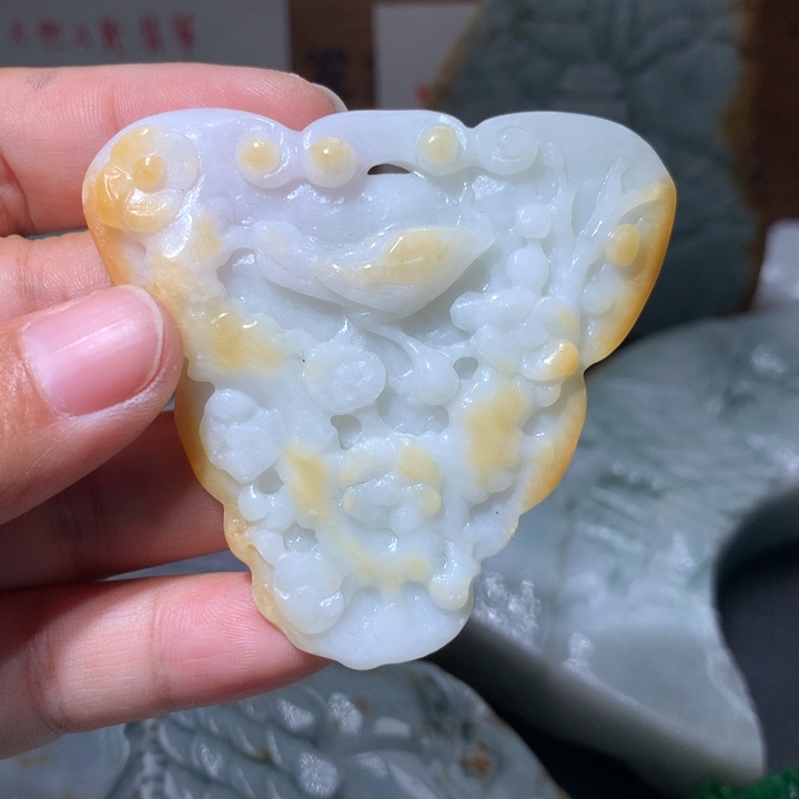 翡翠未镶嵌颈饰保真天然A货翡翠