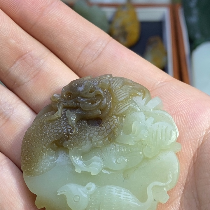 和田玉未镶嵌吊坠(不含链)