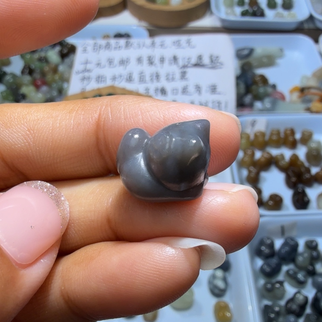 和田玉未镶嵌珠宝奇石