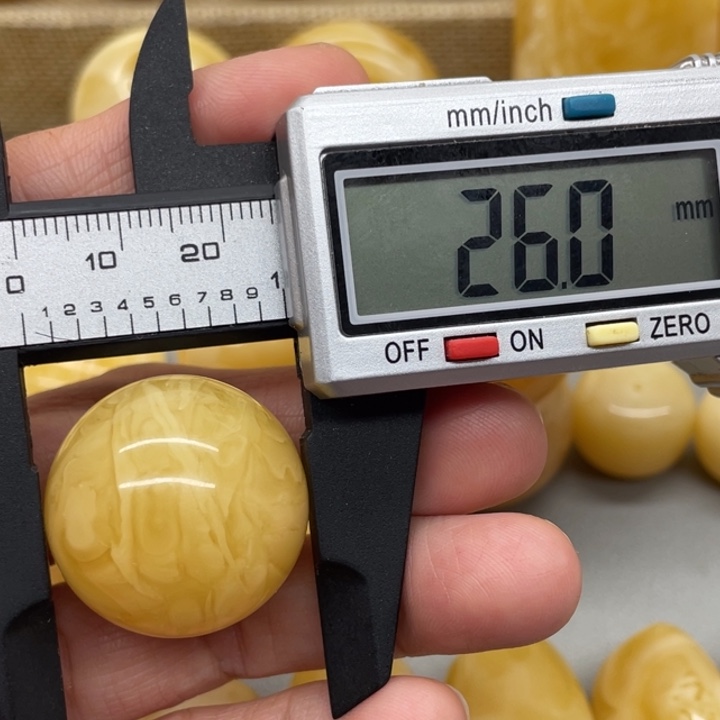 琥珀裸石未镶嵌蜜蜡