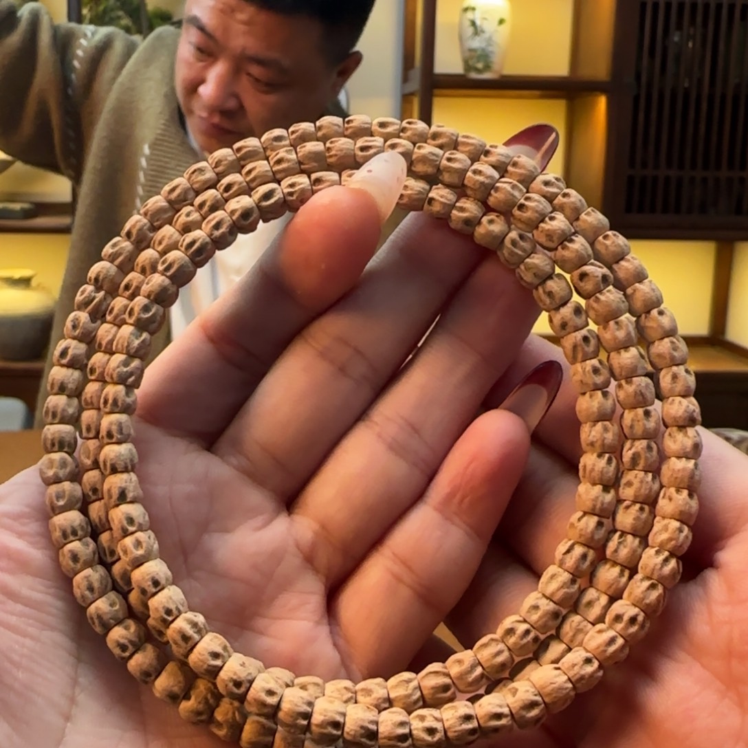 柏香籽/百香籽手串方鬼6左右