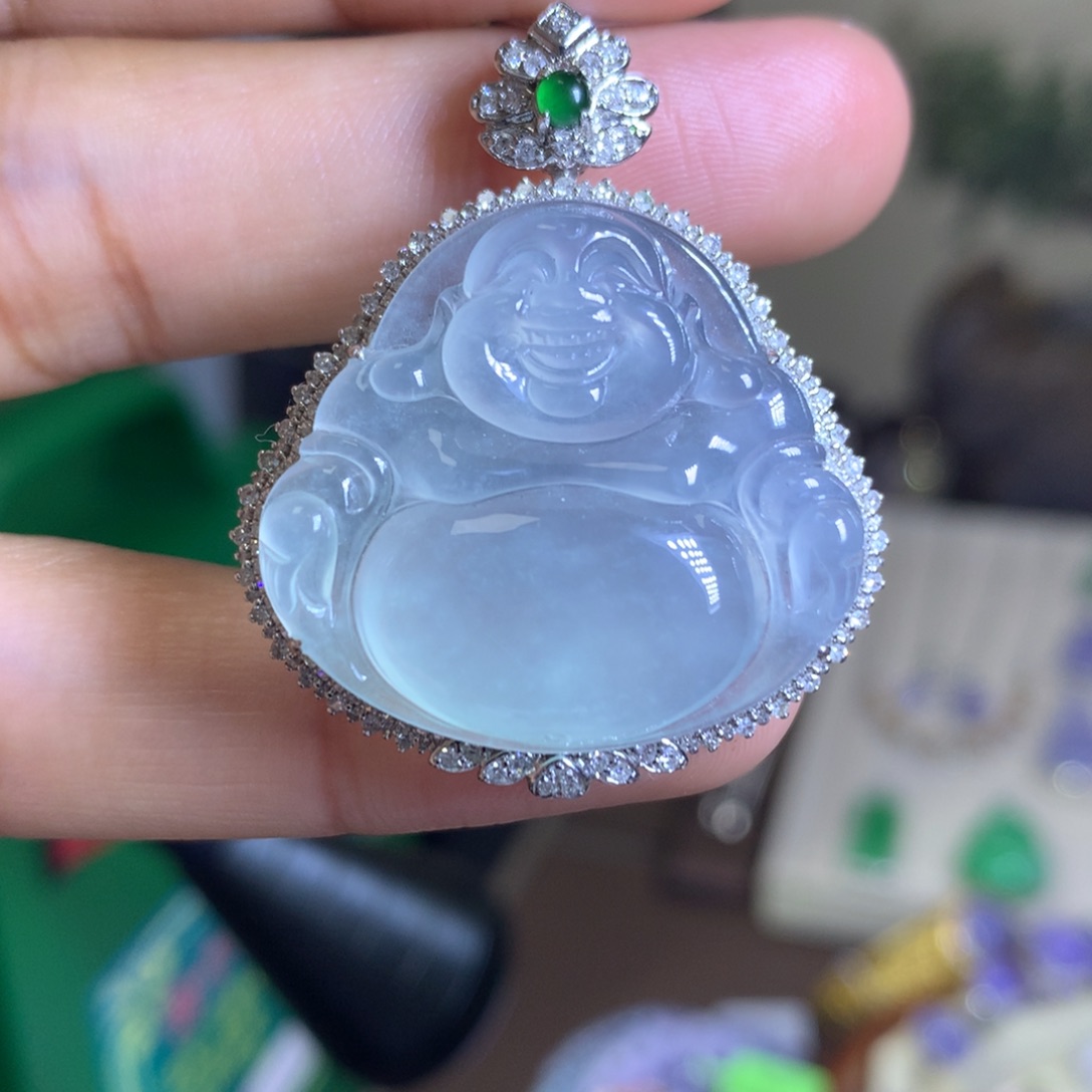 翡翠颈饰18K金镶嵌翡翠