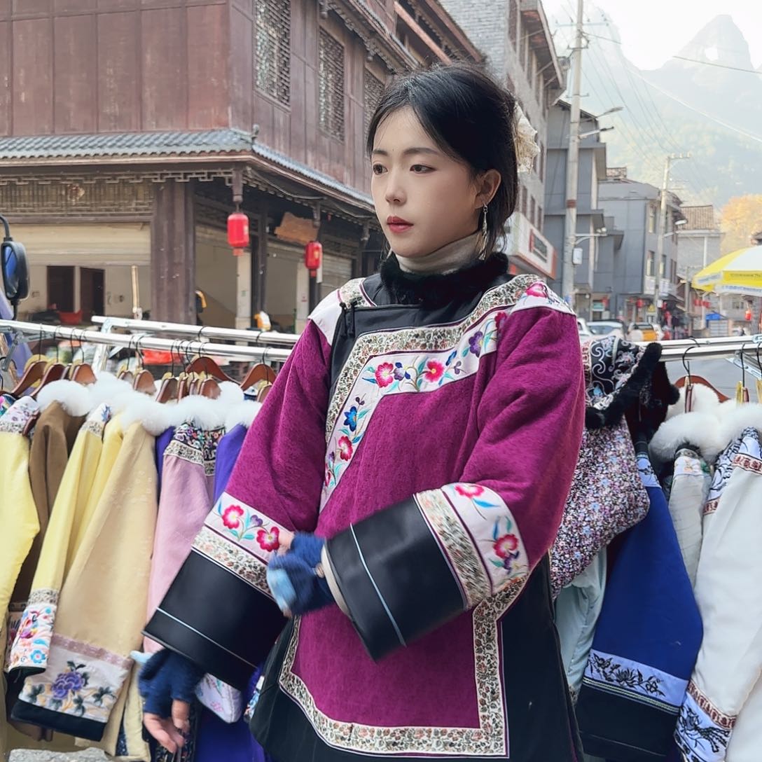 囍***湘西苗族刺绣加厚168 120斤