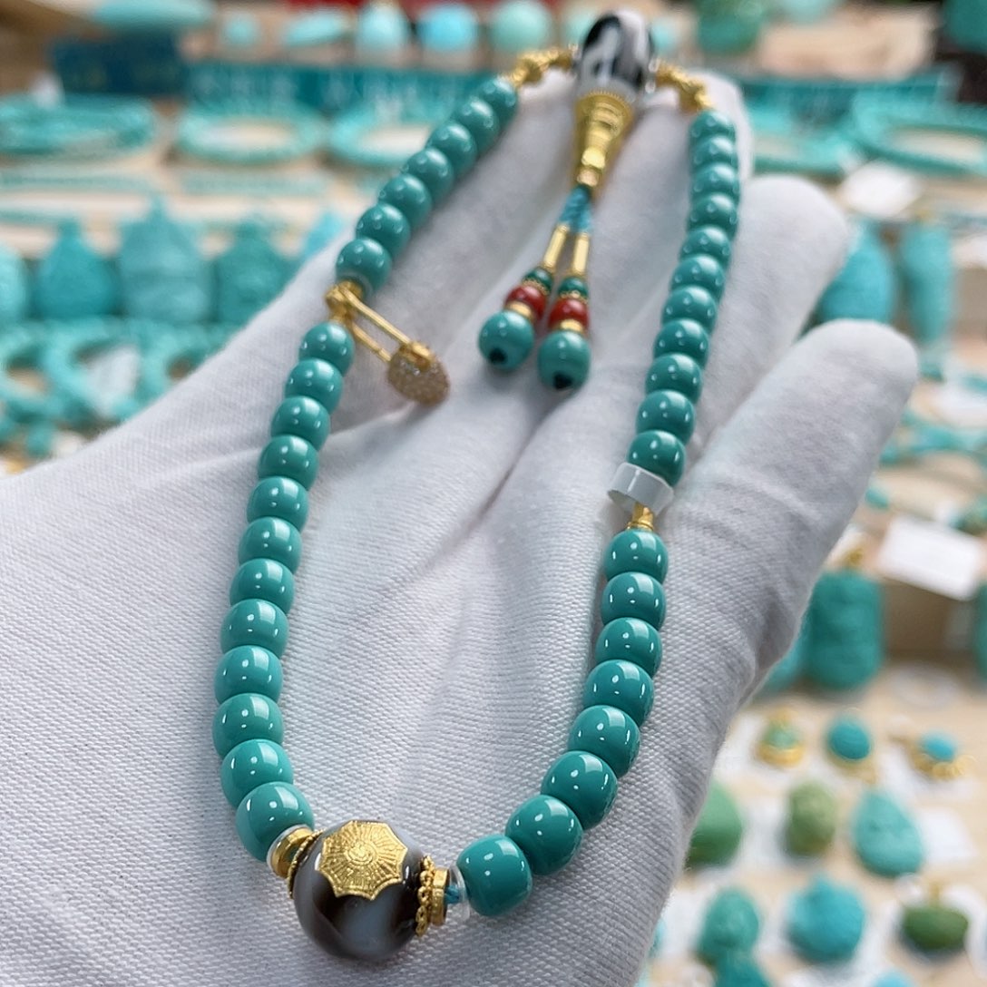 绿松石珠宝奇石18K金镶嵌