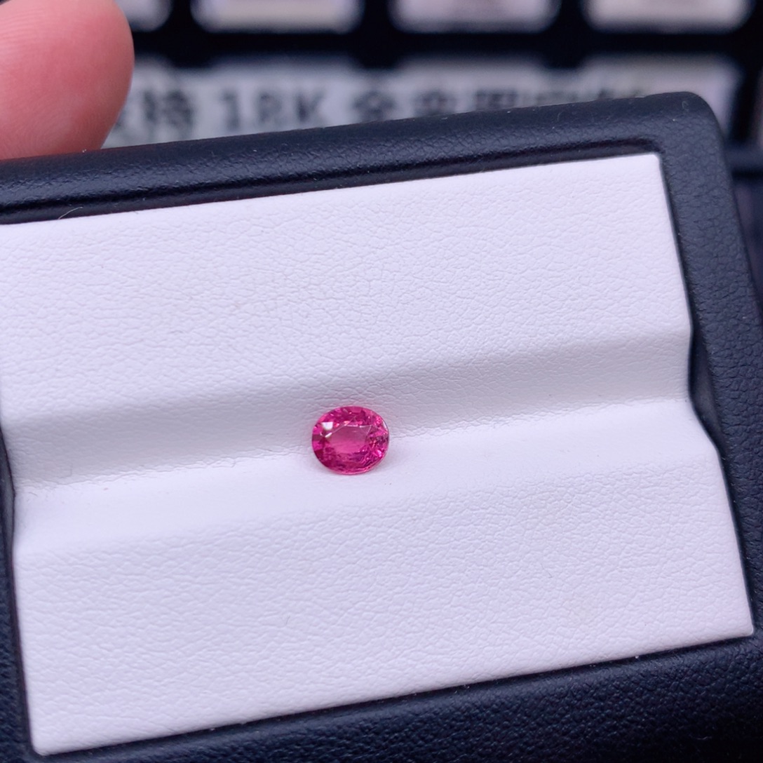 0.6克拉碧玺未镶嵌