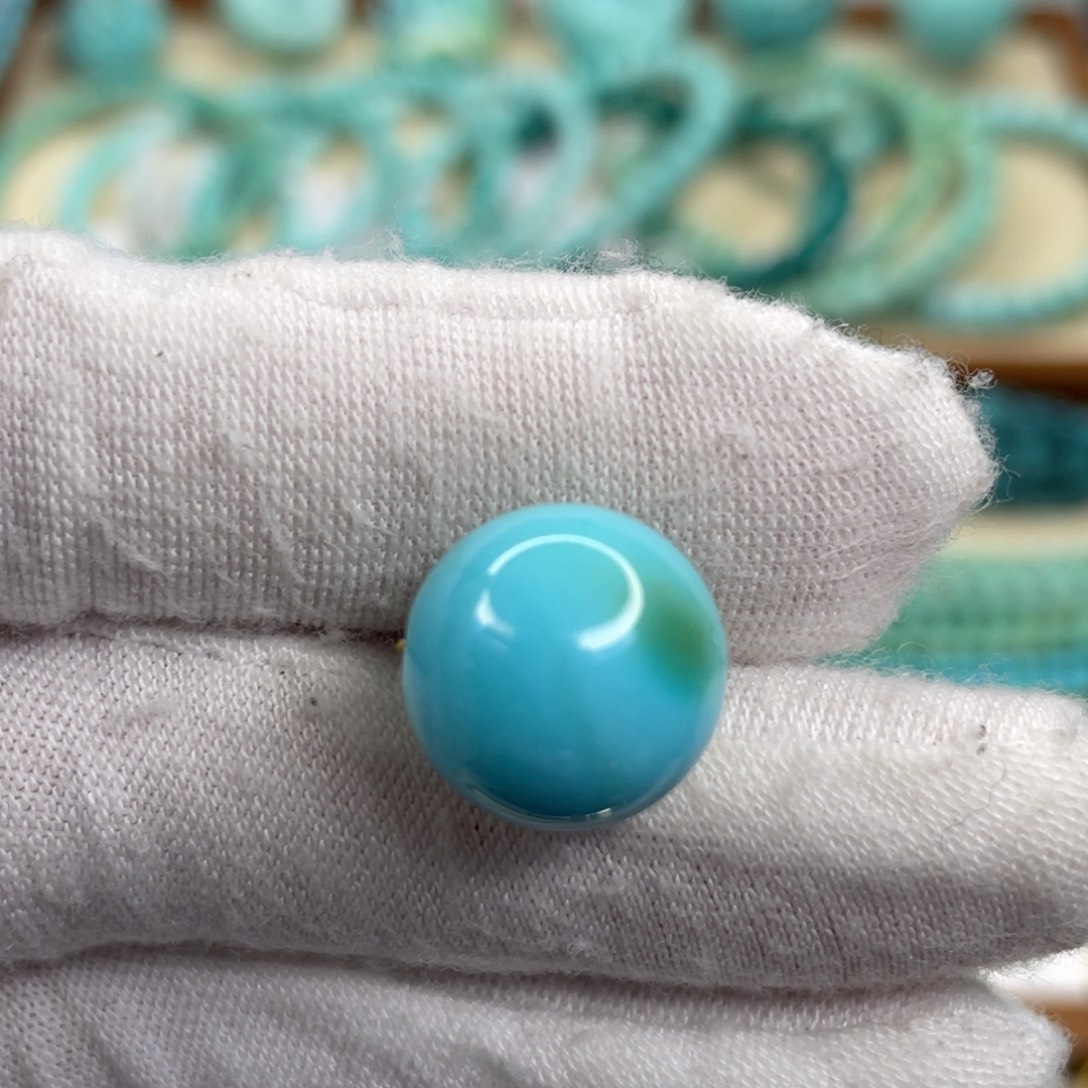 绿松石未镶嵌挂件