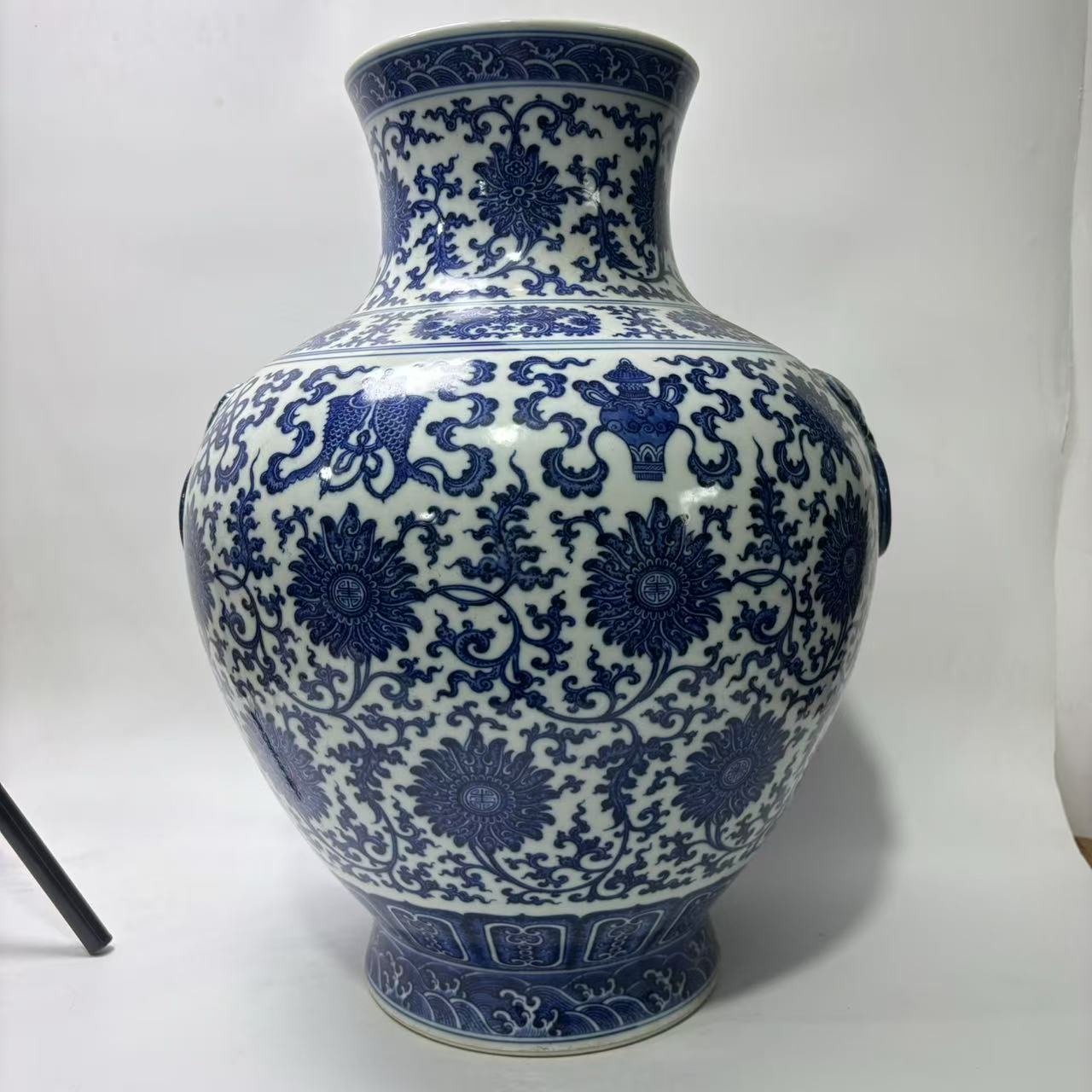 青花缠枝莲八宝纹俯首尊JD2501-099