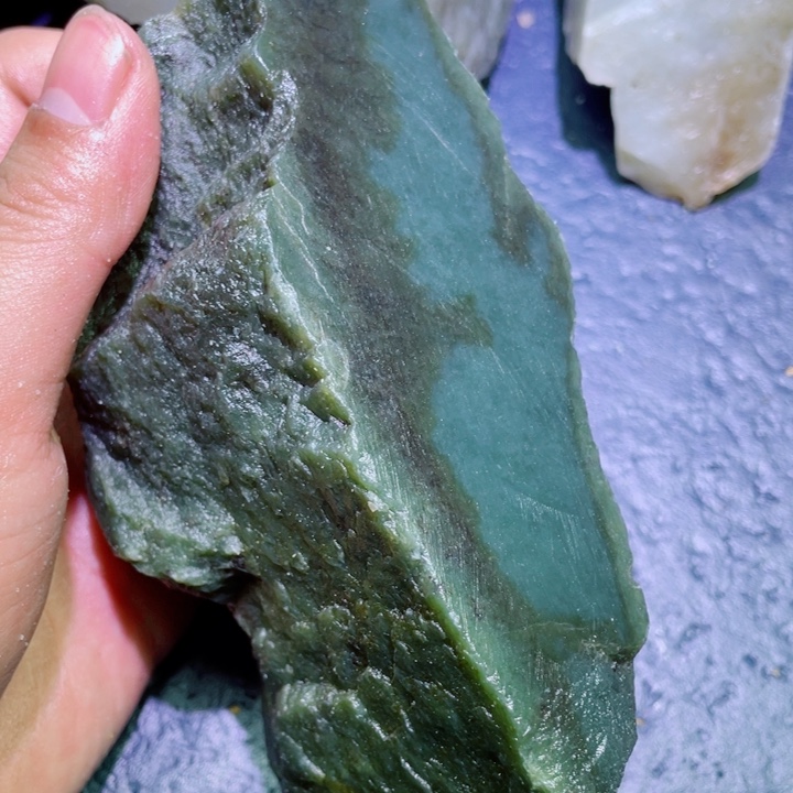 和田玉未镶嵌珠宝半成品