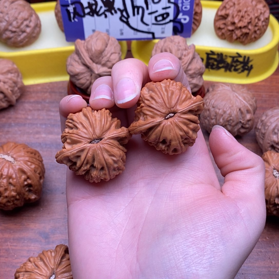 吊坠文玩核桃N****琦磨盘