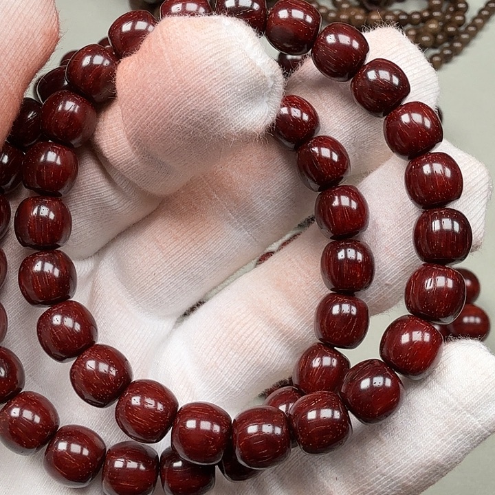 a***弘端景台紫檀木类小叶紫檀