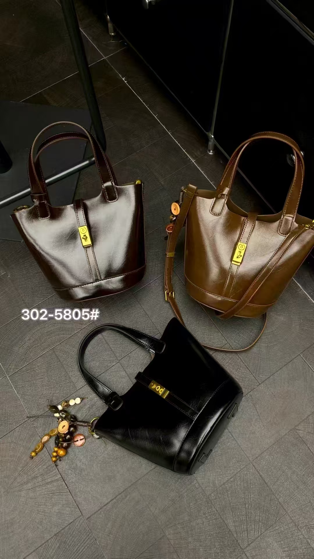 302-5805款真皮百搭单肩包      CSZ