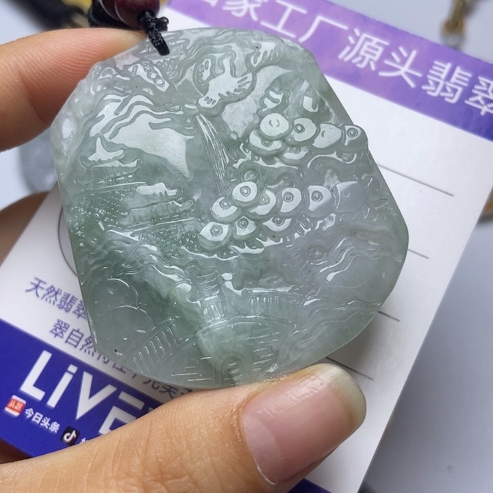 翡翠未镶嵌颈饰翡翠