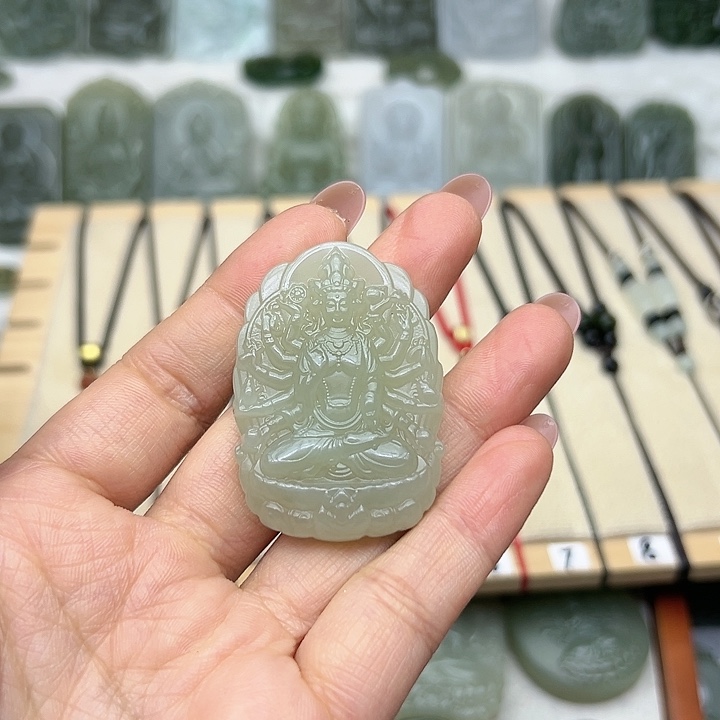 和田玉颈饰未镶嵌S****?