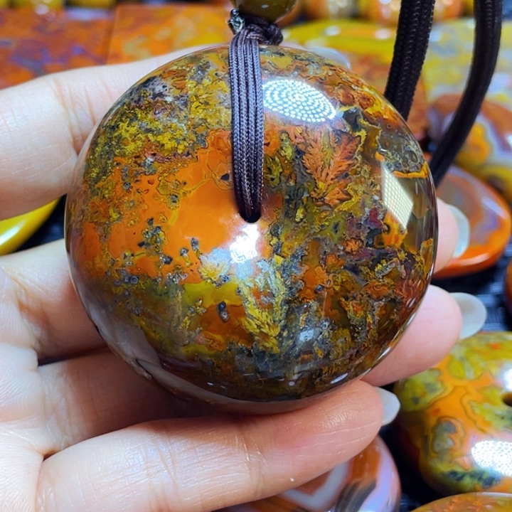 玛瑙/玉髓战国红手把未镶嵌张*师