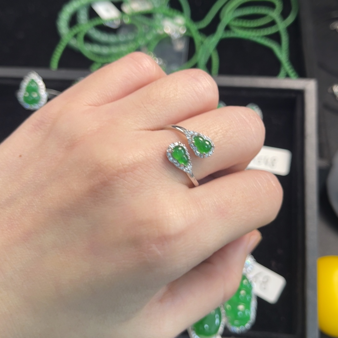 翡翠银S925镶嵌戒指翡翠戒指
