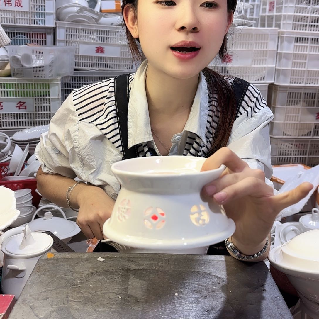 盘微瑕产品………两个小蛮腰炉