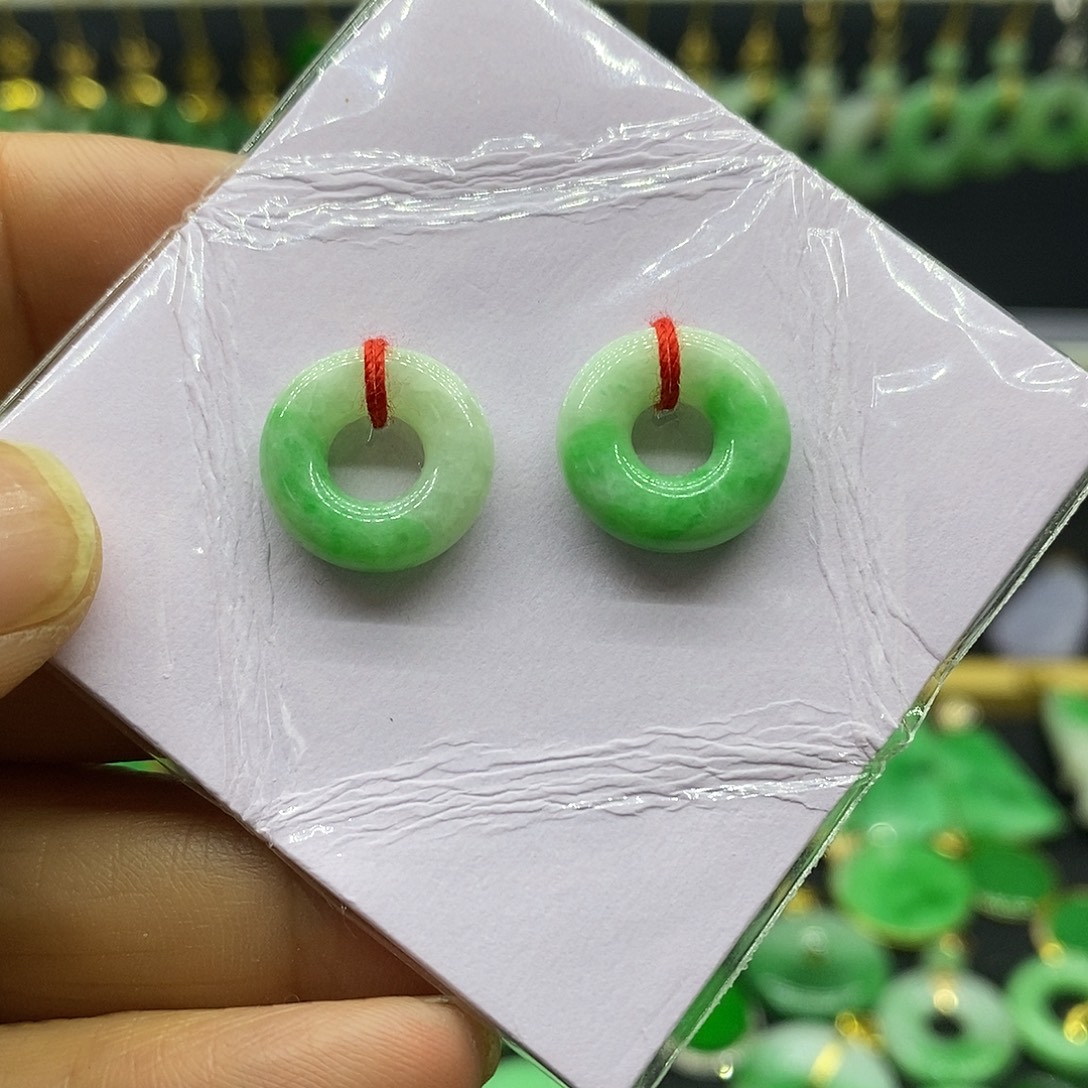 翡翠未镶嵌耳饰耳坠