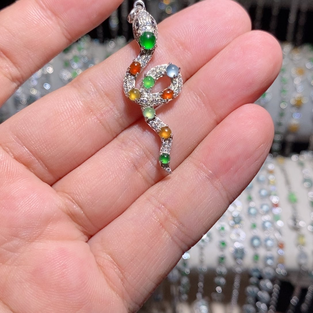 颈饰银S925镶嵌翡翠j j j j