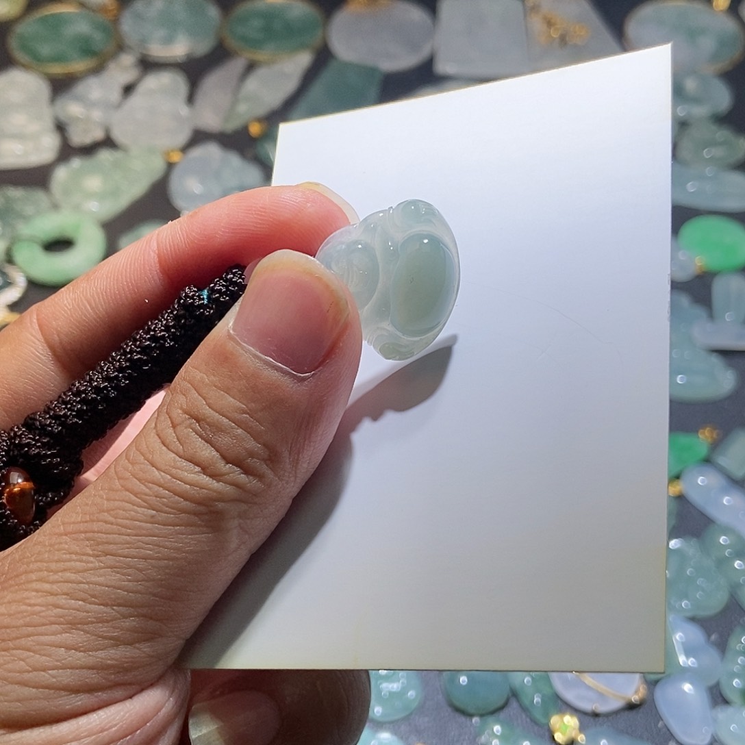 翡翠颈饰未镶嵌天然