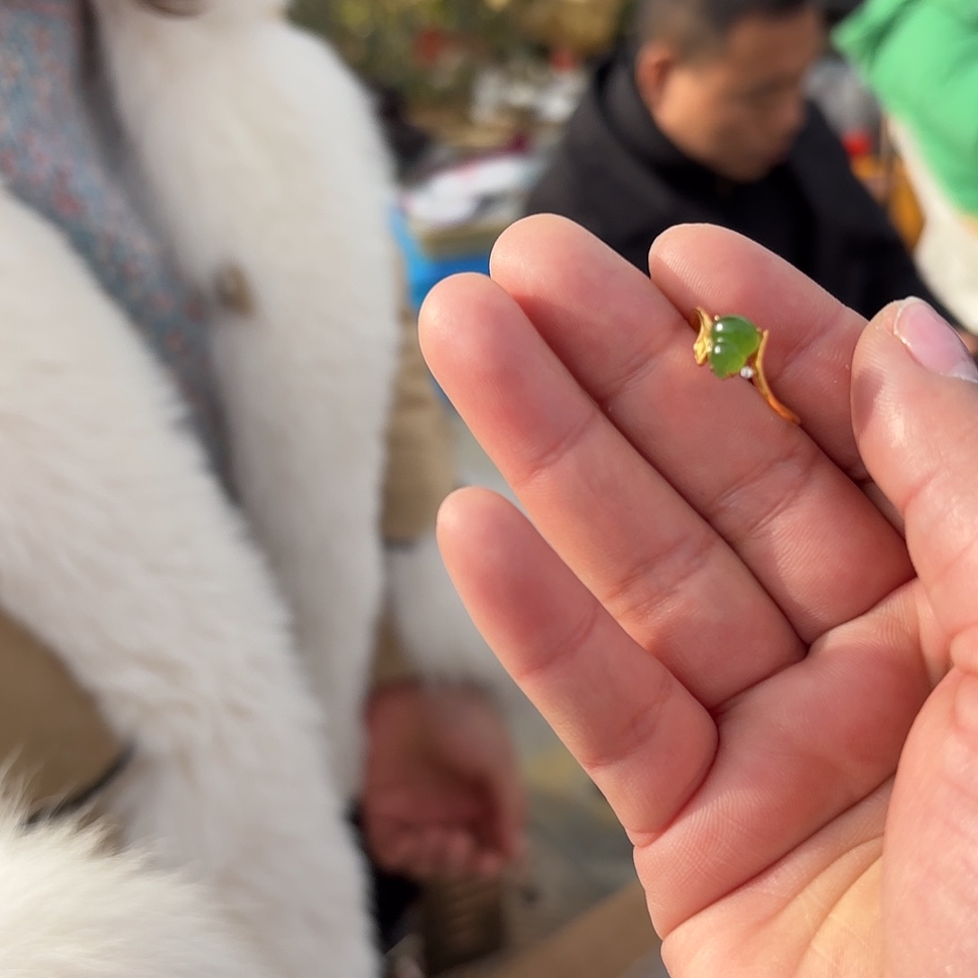 和田玉和田玉多样性发货拍一发一未镶嵌