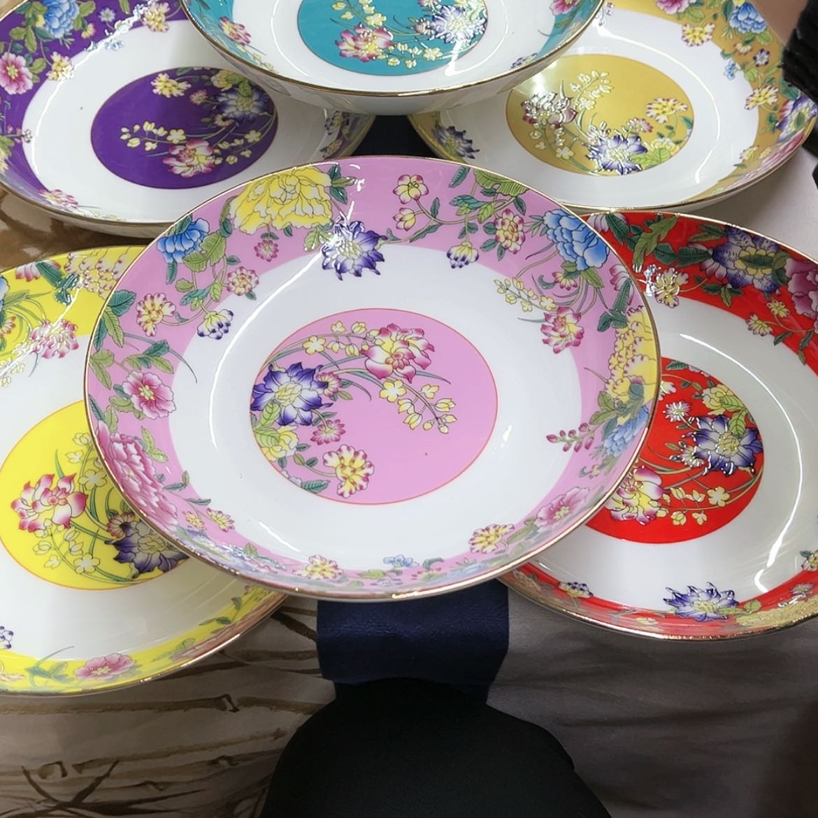 【闪购商品】骨瓷8英寸6神混。。。。。。