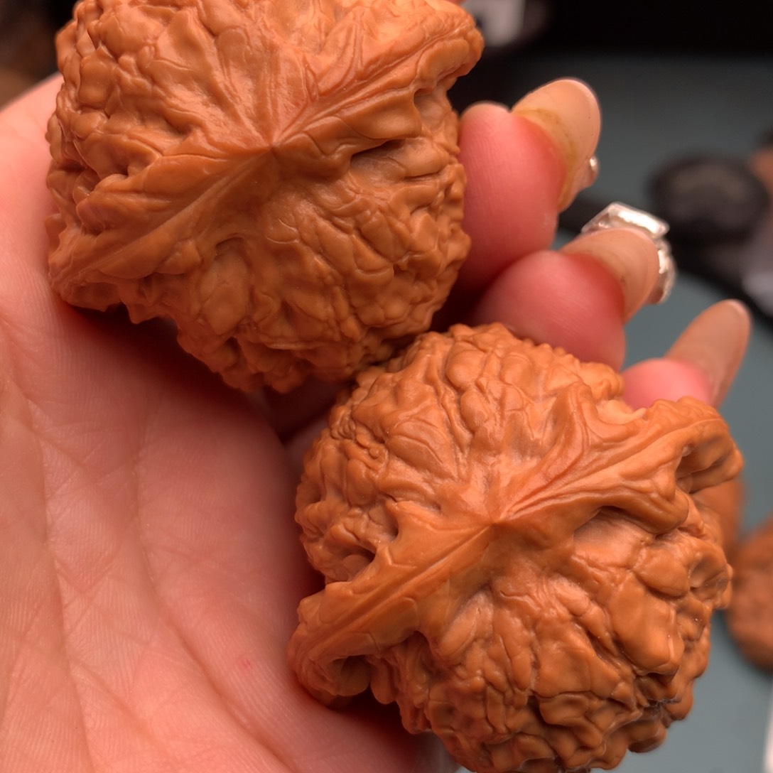 文玩核桃把件开*龙顶31