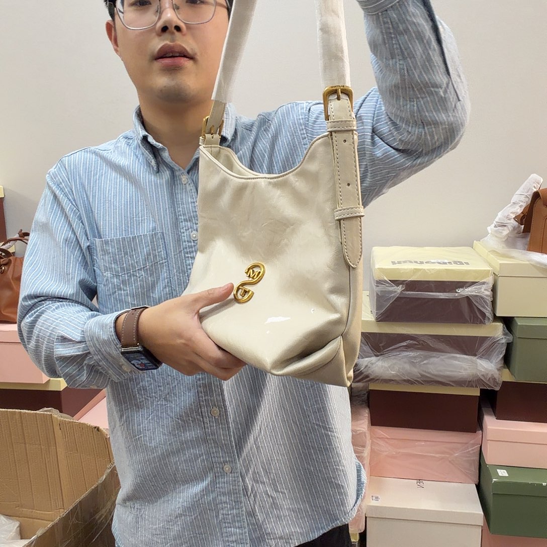 绵羊皮（革）牛剖层皮革羊皮（革）