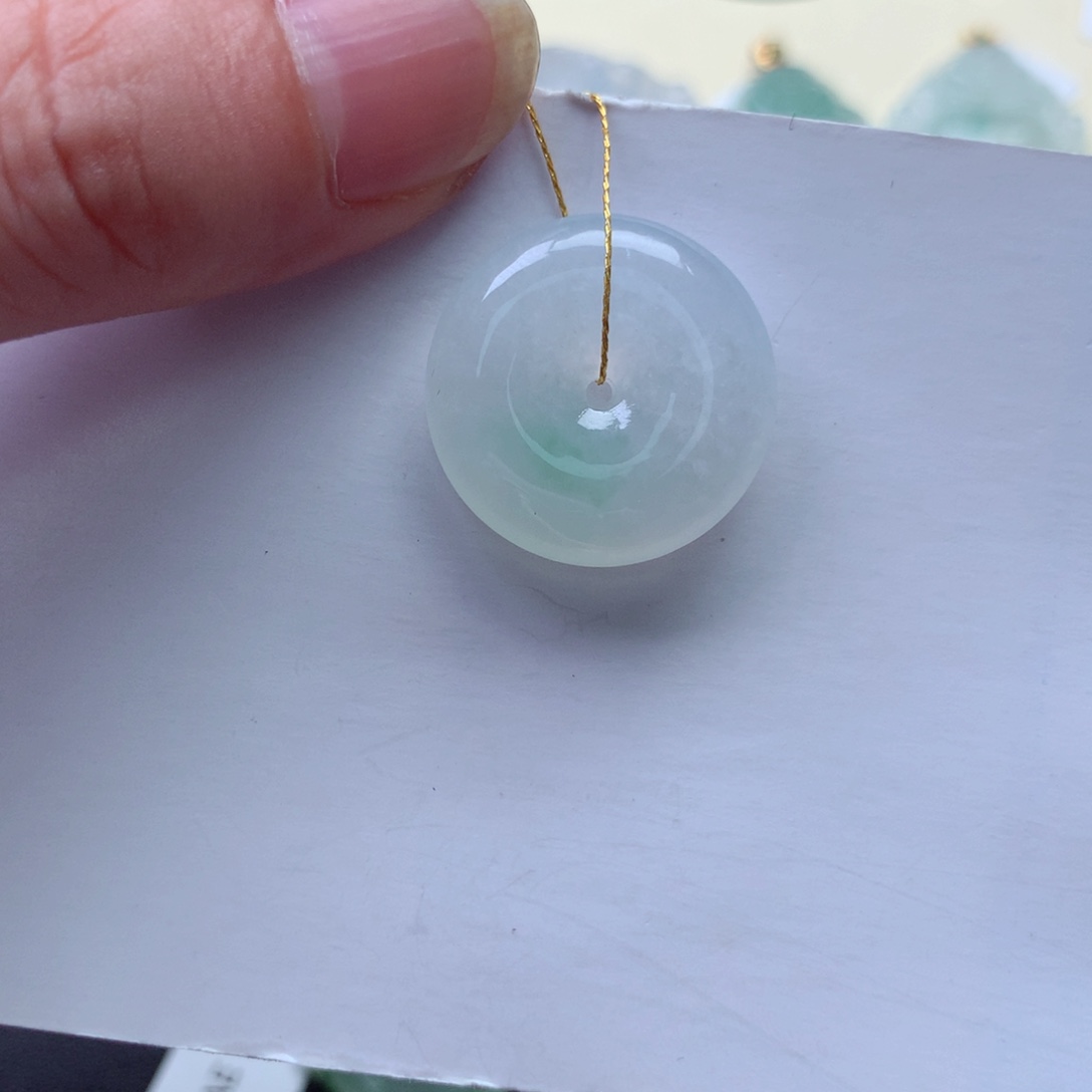 蓝***月翡翠未镶嵌吊坠(不含链)