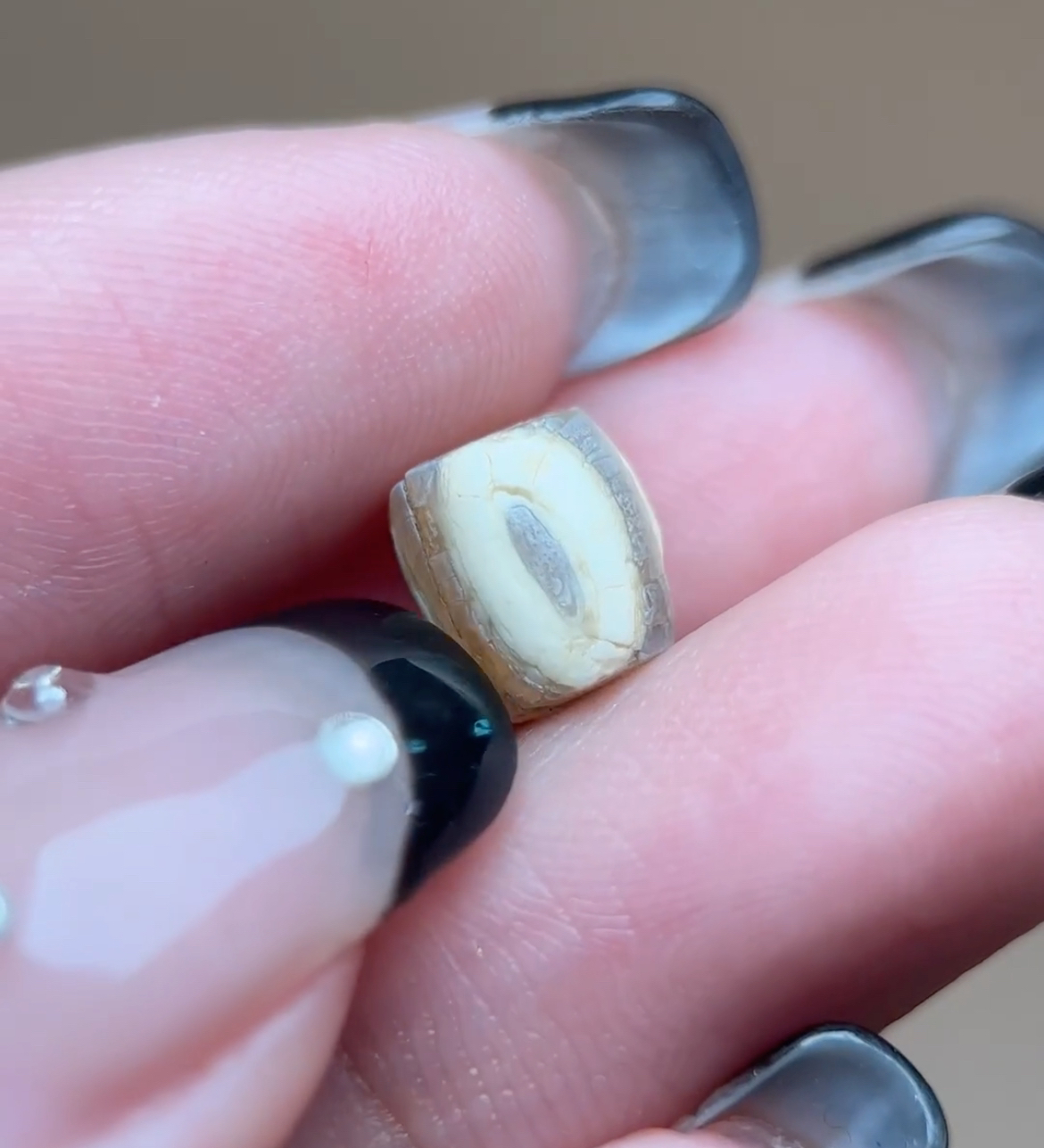 玛瑙金刚三眼 性价比高 要珠子视频可联系客服！