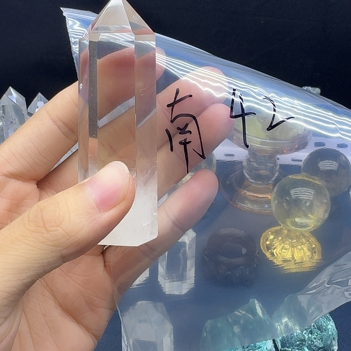 南***郎水晶摆件未镶嵌天然水晶