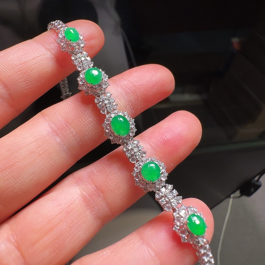 翡翠18K金镶嵌手链